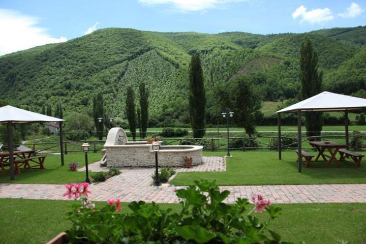 Azienda Agrituristica La Valle Del Sambuco Norcia Exteriör bild